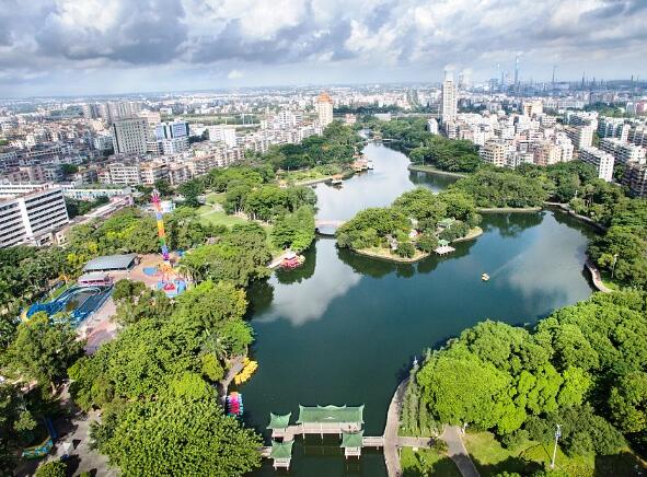 Guangdong-Maoming-realizes-full-lighting-coverage-of-main-roads-in-the-village