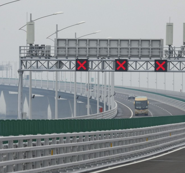 Guangdong Province Zhuhai launched 20 road lighting renovation