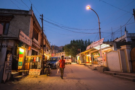 India LED lights replacement project will save $ 6 billion per year