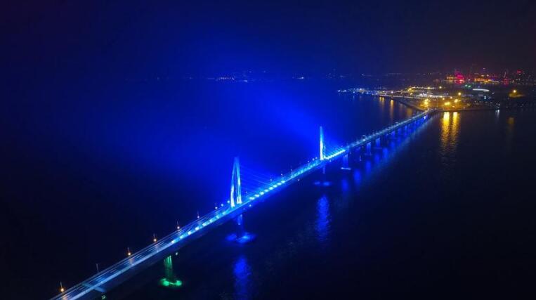 Intelligent LED lights to help Hong Kong-Zhuhai-Macau Bridge to achieve discoloration effect