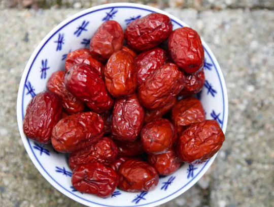 LED light to adjust the date of jujube