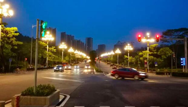 Lane lights installed in Huadu District, Guangzhou illuminate residents' travel routes
