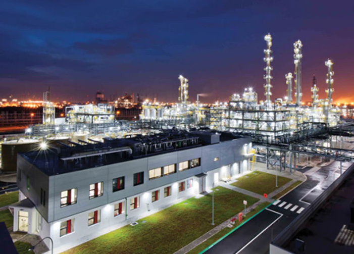 New LEDs provide energy-efficient lighting for drilling operations in hazardous areas