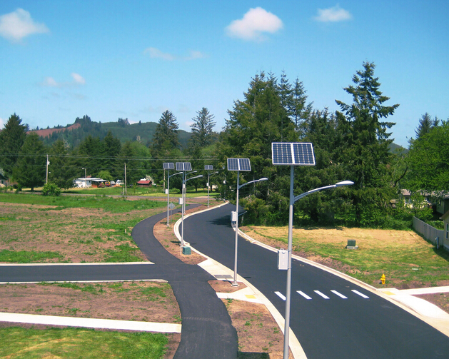 Reduce the cost of solar LED street lamp