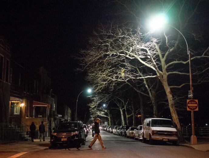 To save the city need to promote energy-saving LED street lights