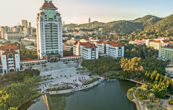 Xiamen University Team Achieves Significant Improvement in Deep Ultraviolet LED Efficiency